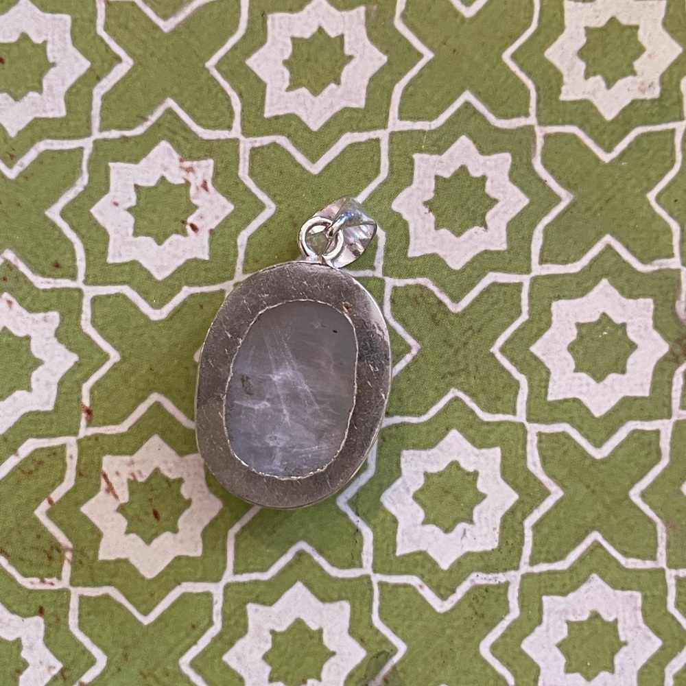 Natural Rainbow Moonstone Oval Sterling Silver Pendant – Iridescent Flash - New - Picture 4 of 5